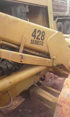 รถตักหน้าขุดหลัง CAT 428.    สนใจติดต่อ  081 - 6079515