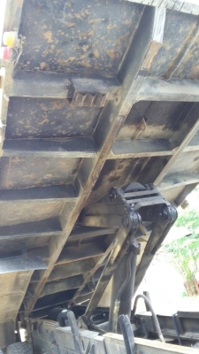 รถอีซูซุ 10 ล้อดั้ม FVZ  300 แรงม้า ปี 52.  ( รถวิ่ง 23x,xxx กว่า กม. )    สนใจติดต่อ  081 - 6079515