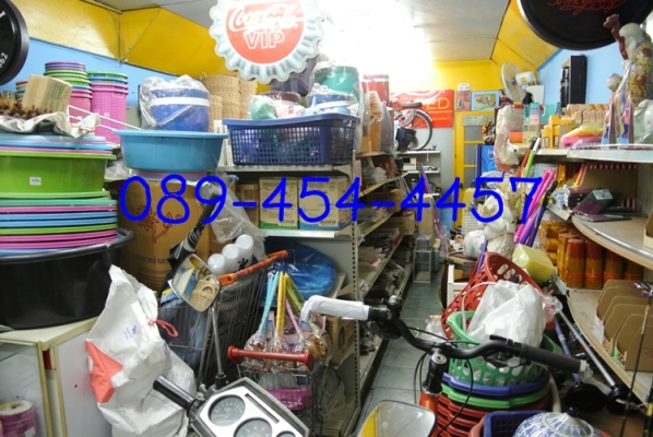ขายชั้นวางของและเคาน์เตอร์ เหมาหมดทั้งร้าน 38,000 บาท