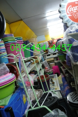 ขายชั้นวางของและเคาน์เตอร์ เหมาหมดทั้งร้าน 38,000 บาท