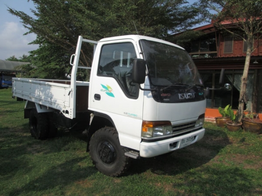 ISUZU NKS 71 G หัวการ์ตูนสูง 4 WD คานแข็งขับเคลื่อนสี่ล้อ ไม่ติดเวลา