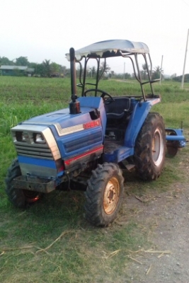 iseki 210 พวงมาลัยพาวเวอล์ ขับเคลื่อนสี่ล้อ พร้อมผานห้า สภาพสวย ไม่มีเยื่อม วิ่งเงียบทุกเกียร์