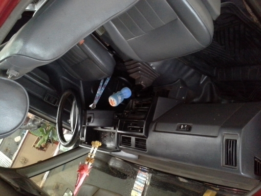 ขาย   NISSAN   big m  4ประตู