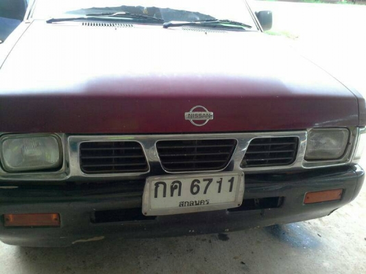 ขาย   NISSAN   big m  4ประตู