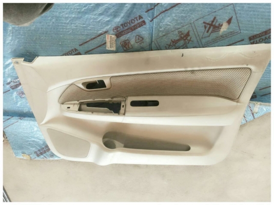 แผงประตูหน้าขวาวีโก้แค๊บ ตัวแรก