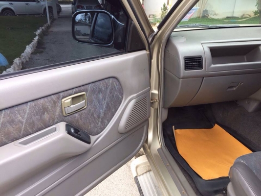 ขายรถ  ISUSU DRAGON POWER CAB-4 (LS) 4 WD เครื่องยนต์ดีเซล 3000 cc. เทอร์โบ รถปี 2001