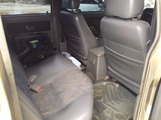 ขายรถ  ISUSU DRAGON POWER CAB-4 (LS) 4 WD เครื่องยนต์ดีเซล 3000 cc. เทอร์โบ รถปี 2001