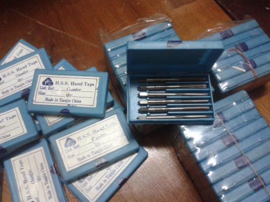 ขายดอกต๊าป 8-32 nc ของใหม่ 1กล่องมี6ดอก ขายกล่องละ120 เหมาหมดคุยได้