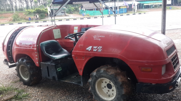 ขาย รถพ่นยาแบบนั่งขับ KIORITZ ขนาด 1,000ลิตร 4&times;4 wd/ws รถนอกแท้