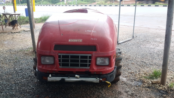 ขาย รถพ่นยาแบบนั่งขับ KIORITZ ขนาด 1,000ลิตร 4&times;4 wd/ws รถนอกแท้