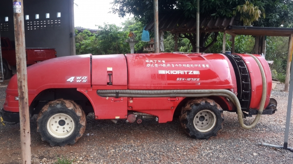 ขาย รถพ่นยาแบบนั่งขับ KIORITZ ขนาด 1,000ลิตร 4&times;4 wd/ws รถนอกแท้
