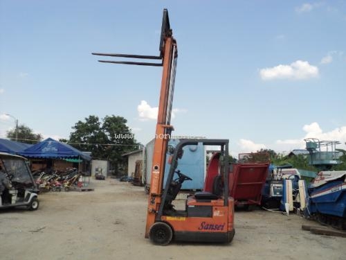 รถยกไฟฟ้า TOYOTA  5FBE10 รหัสสินค้า : 12000575 Line ID: nihonmono หรือเพิ่มเติมไดที่ www.nihonmono.com