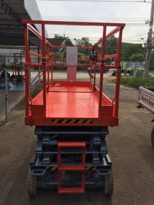 ขายด่วนรถกระเช้า ( X-LIFT ) ยี่ห้อ SKY JACK ของประเทศแคนดา ยกสูง 8 เมตร