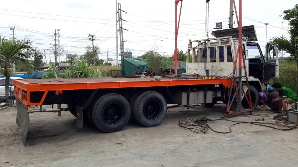 อีสุร๊อกเล็กเพลาเดียวกะบะพื้นเรียบพร้อมใช้งาน