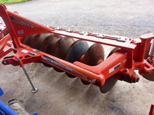 ผานตรา DH247 H  ขนาด ใบ 24 นิ้ว เดิมๆสภาพใหม่