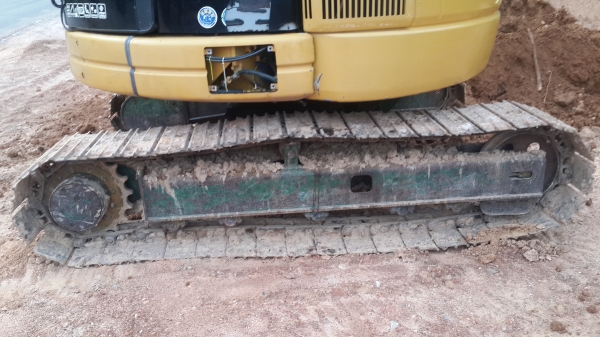 ขายด่วน KOMATSU 78us  ซื้อไปใช้งานได้เลย