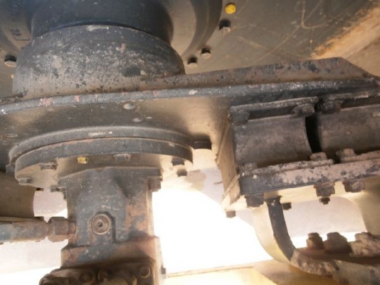 BW211D-4 # 101582411093 : รถบด Bomag สต๊อกรอนำเข้าเร็วนี้ โทร.กุ้ง:0813062283