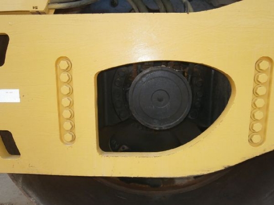 BW211D-4 # 101582411093 : รถบด Bomag สต๊อกรอนำเข้าเร็วนี้ โทร.กุ้ง:0813062283
