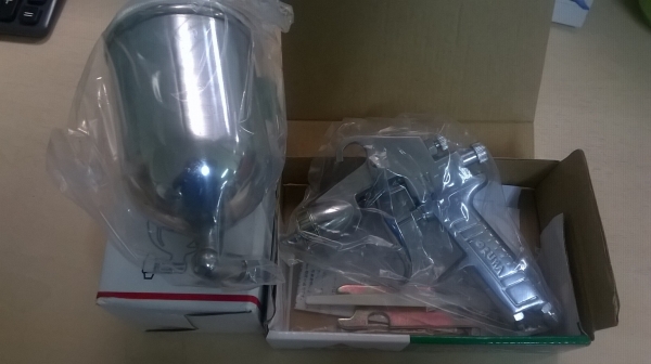 กาพ่นสี okura กาบน ขนาด 1.3 รุ่น W-71G  ส่งฟรี