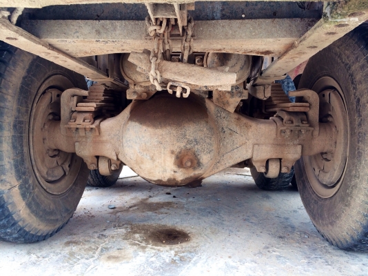 ขายด่วน รถโม่ปูนสิบล้อสองเพลา. พร้อมใช้งาน. เล่มทะเบียนพร้อม