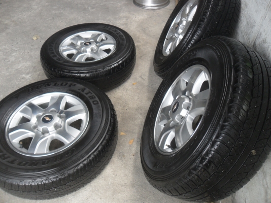 ล้อแม็ก 16นิ้ว 6รู เชฟ พร้อมยาง สวยๆ 4 ล้อ ราคา 6900 บาท