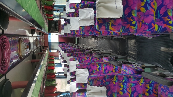 ขายด่วน !! Bus 6 ล้อ แอร์ พร้อมใช้