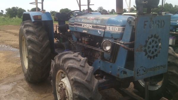 ขาย6610   4X4  สองเพลาคานหน้าคาลาโล่    มีทะเบียนรพร้อมสนใจ0810076640