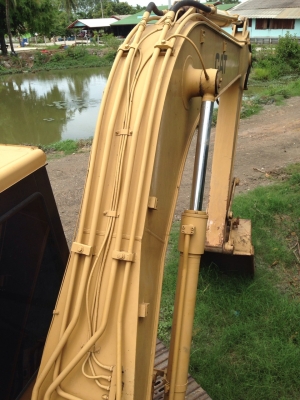 ขายค่ะ CAT E110B  ตรวจเช็คสภาพใหม่ รถพร้อมใช้งาน แอร์เย็น สภาพดีจริง