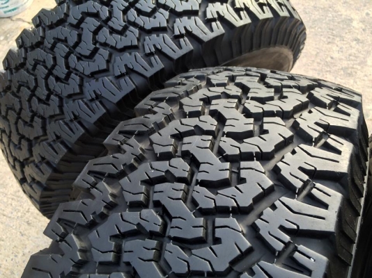 BF Goodrich All -terrain ขนาด 265 70 r16 ปี14 ดอกเต็มสวยจริง