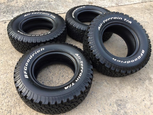 BF Goodrich All -terrain ขนาด 265 70 r16 ปี14 ดอกเต็มสวยจริง BF Goodrich All -terrain ขนาด 265 70 r16 ปี14 ดอกเต็มสวยจริง