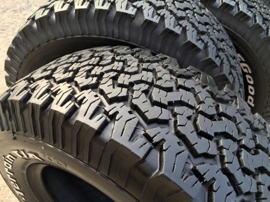 BF Goodrich All -terrain ขนาด 265 70 r16 ปี14 ดอกเต็มสวยจริง BF Goodrich All -terrain ขนาด 265 70 r16 ปี14 ดอกเต็มสวยจริง