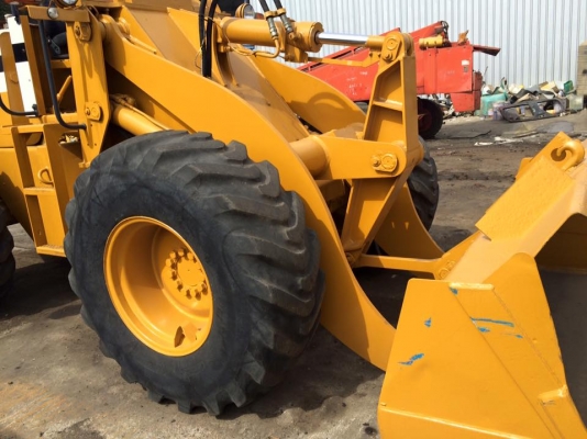 รถตักล้อยาง 515 KOMATSU