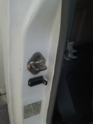 6 ล้อ NKR 130 เทอร์โบว์ ปี 49 รถห้าง สีเดิมทั้งคัน 6 ล้อ NKR 130 เทอร์โบว์ ปี 49 รถห้าง สีเดิมทั้งคัน