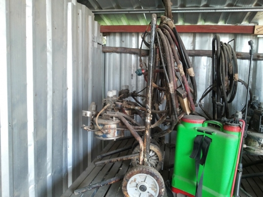 เครื่องพ่นสี GRACO TRITON 308 ของมือสองสภาพใช้งานได้ปกติ เครื่องพ่นสี GRACO TRITON 308 ของมือสองสภาพใช้งานได้ปกติ