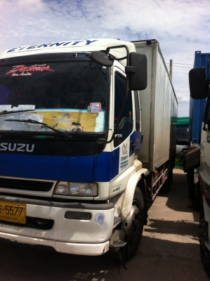 ต้องการขายรถอีซูซุ200แรงปี48มีลิฟท้ายเครื่องดีคัชซีสวยสภาพพร้อมใช้ยางเต็มสนใจติดต่อด่วนเจ้าของขายเอง