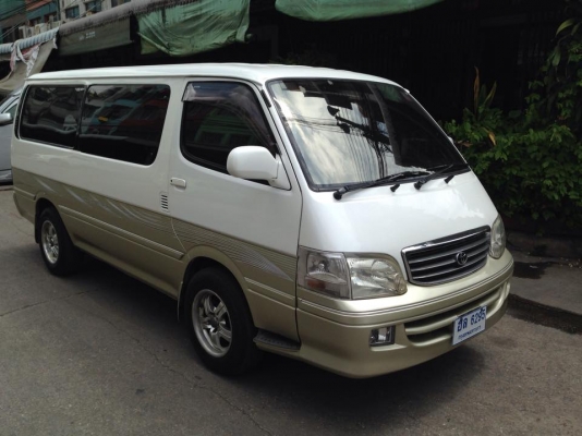 ขายรถตู้ super wagon ตัวนอกแท้ ปี 2003 เครื่อง 2rz ยกเลิกโรงงาน