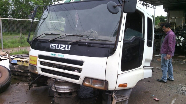 ขายด่วนหัวรถสิบล้อกีกล้าหัวสวยสภาพพร้อมใช้งานอปกรณ์ครบ ขายด่วนหัวรถสิบล้อกีกล้าหัวสวยสภาพพร้อมใช้งานอปกรณ์ครบ