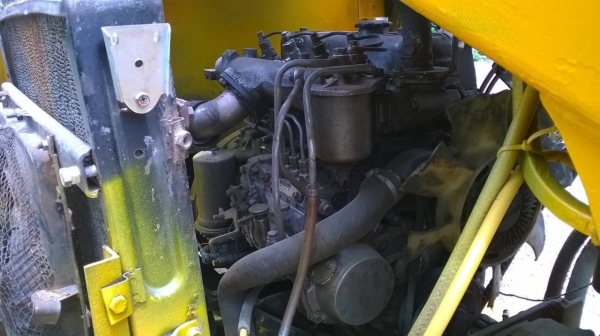 ขายรถคีบ 3 ล้อ สภาพสวยพร้อมใช้งาน เครื่อง 4BB1 100 แรงม้า ปั้มดี ยางดี ราคาต่อรองได้ครับ