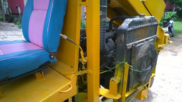 ขายรถคีบ 3 ล้อ สภาพสวยพร้อมใช้งาน เครื่อง 4BB1 100 แรงม้า ปั้มดี ยางดี ราคาต่อรองได้ครับ