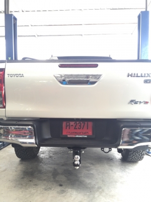 ชุดลากเรือ สำหรับรถทุกรุ่น TOYOTA Revo, New Fortuner ,Ford Ranger  ใช้กับกันชนเดิม 4,500 บาทเท่านั้น