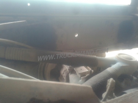 รถบรรทุกน้ำ 10 ล้อ ยี่ห้อ VOLVO  รุ่น FL10 เครื่อง 6 สูบเทอร์โบ น็อต 10 ตัว