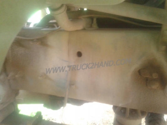 รถบรรทุกน้ำ 10 ล้อ ยี่ห้อ VOLVO  รุ่น FL10 เครื่อง 6 สูบเทอร์โบ น็อต 10 ตัว