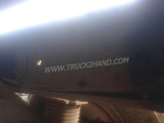 รถบรรทุกน้ำ 10 ล้อ ยี่ห้อ VOLVO  รุ่น FL10 เครื่อง 6 สูบเทอร์โบ น็อต 10 ตัว