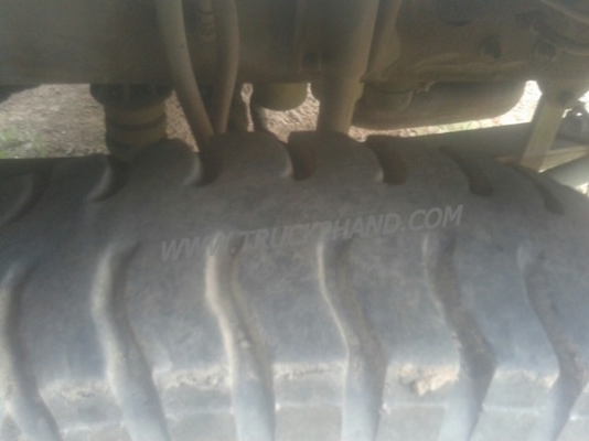 รถบรรทุกน้ำ 10 ล้อ ยี่ห้อ VOLVO  รุ่น FL10 เครื่อง 6 สูบเทอร์โบ น็อต 10 ตัว