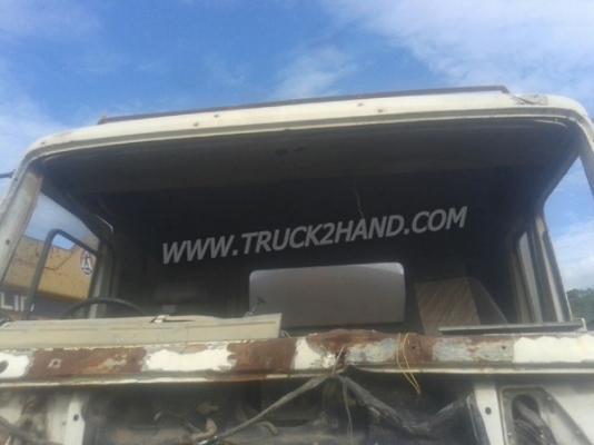 รถบรรทุกน้ำ 10 ล้อ ยี่ห้อ VOLVO  รุ่น FL10 เครื่อง 6 สูบเทอร์โบ น็อต 10 ตัว