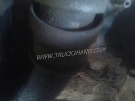 รถบรรทุกน้ำ 10 ล้อ ยี่ห้อ VOLVO  รุ่น FL10 เครื่อง 6 สูบเทอร์โบ น็อต 10 ตัว