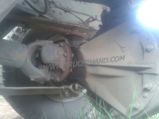 รถบรรทุกน้ำ 10 ล้อ ยี่ห้อ VOLVO  รุ่น FL10 เครื่อง 6 สูบเทอร์โบ น็อต 10 ตัว