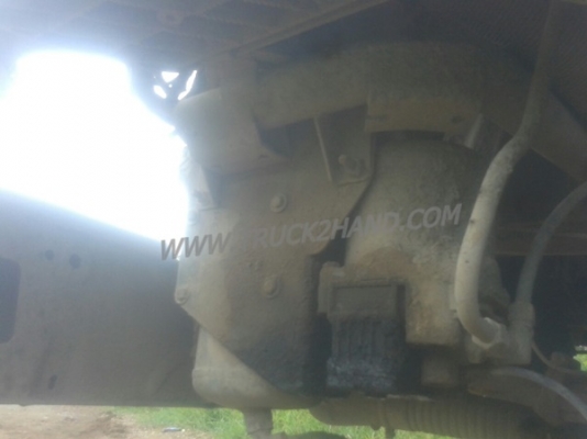 รถบรรทุกน้ำ 10 ล้อ ยี่ห้อ VOLVO  รุ่น FL10 เครื่อง 6 สูบเทอร์โบ น็อต 10 ตัว