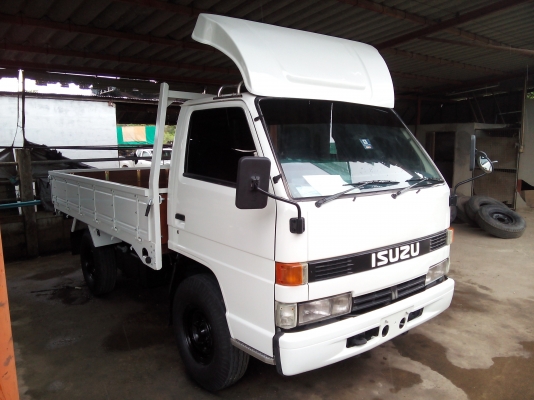 4 ล้อบรรทุก  *ไม่ติดเวลา*  ISUZU  NKR  88 แรงม้า  * ยาว 3.20 ม. *  รถสวยเดิม+สวยจริง+สภาพพร้อมใช้งาน * มีเล่มพร้อมโอน *