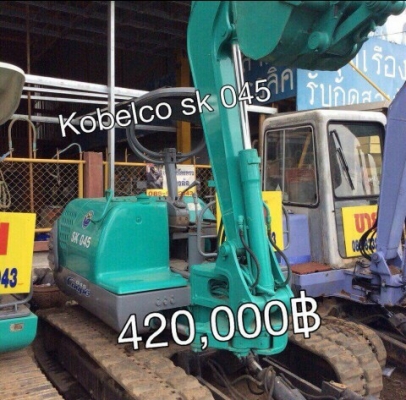 ขายรถขุดKOBELCO SK045 เก่านอกแท้ มีใบอินวอย สนใจติดต่อ 0999079273  กิ๊ฟค่ะ